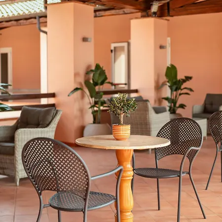 Hotel Domizia