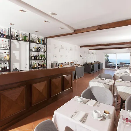 Hotel Domizia