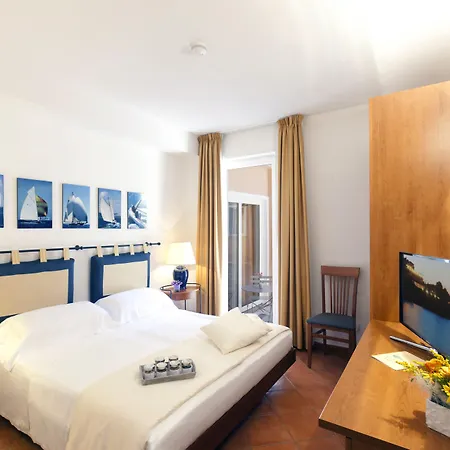 Domizia Hotel Porto Santo Stefano (Grosseto)