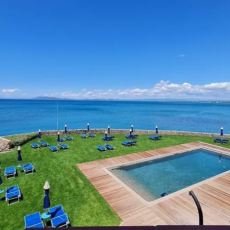 Domizia 4*